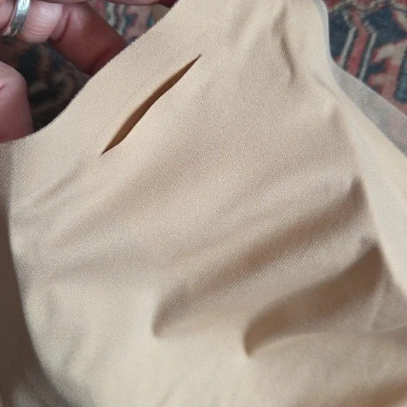 Honeylove CrossOver Bra Size 1x - Picture 7 of 7